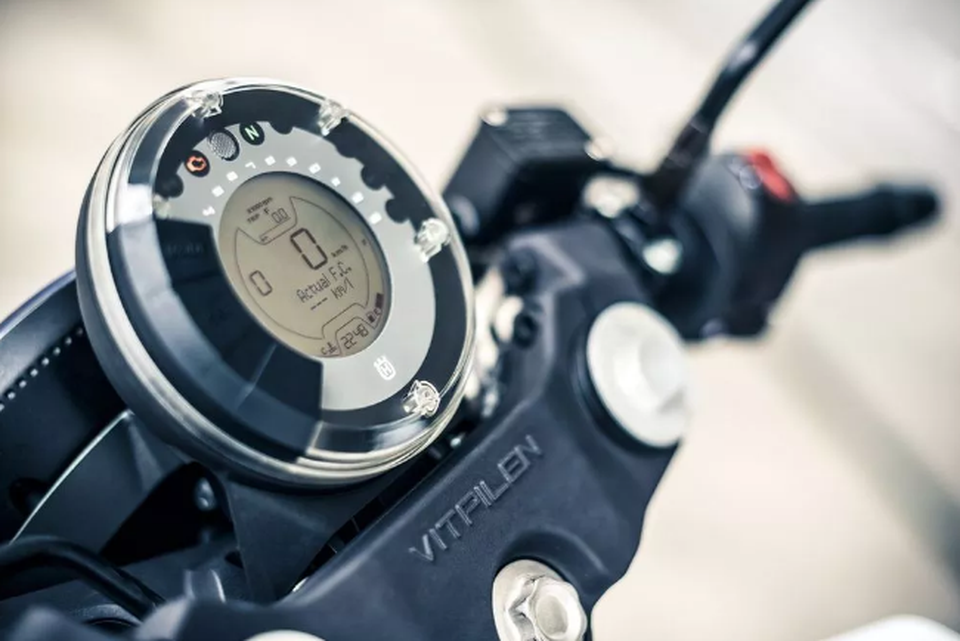 Husqvarna chen chân vào phân khúc xe thể thao cỡ nhỏ - 10 Husqvarna chen chân vào phân khúc xe thể thao cỡ nhỏ - 10