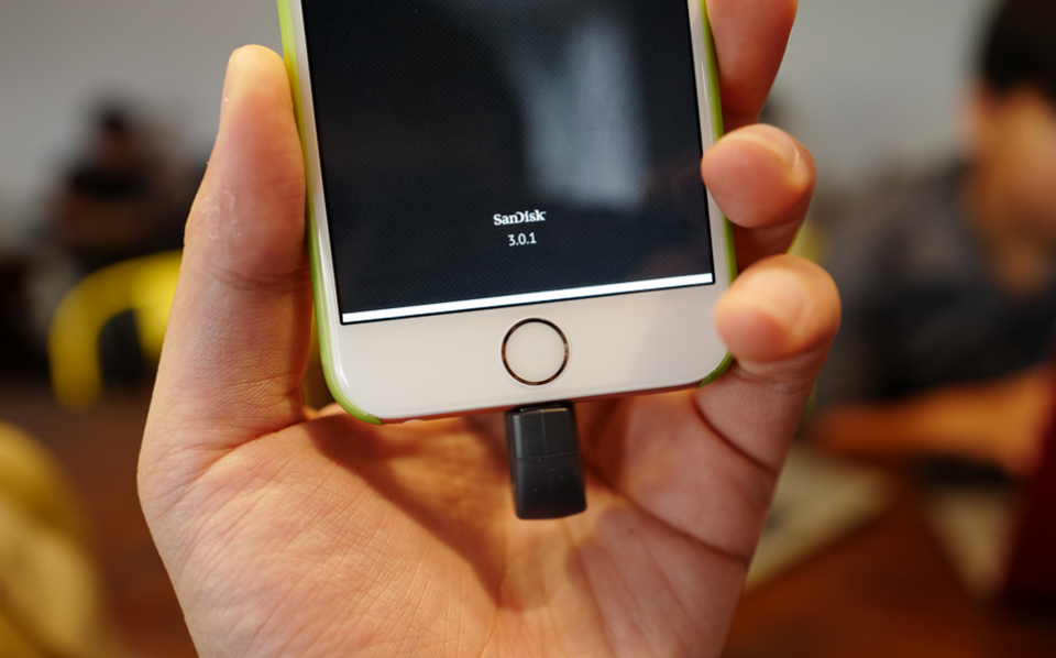 Làm thế nào giải quyết vấn đề thiếu bộ nhớ trên iPhone 16GB? - 2 Làm thế nào giải quyết vấn đề thiếu bộ nhớ trên iPhone 16GB? - 2