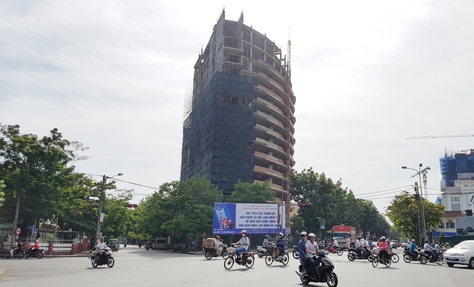 Sẽ có thêm 1 bệnh viện nữa tại trung tâm TP Huế - 1 Bệnh viện sẽ đặt tại tòa nhà 15 tầng đang thi công dở dang của Dự án Siêu thị, cao ốc văn phòng Viwaseen
