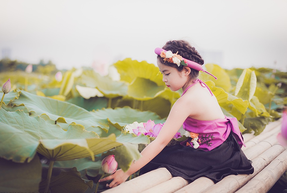 Cô bé sinh năm 2009 hoá thân thành nàng Tấm phiên bản nhí - 12 Cô bé sinh năm 2009 hoá thân thành nàng Tấm phiên bản nhí - 12