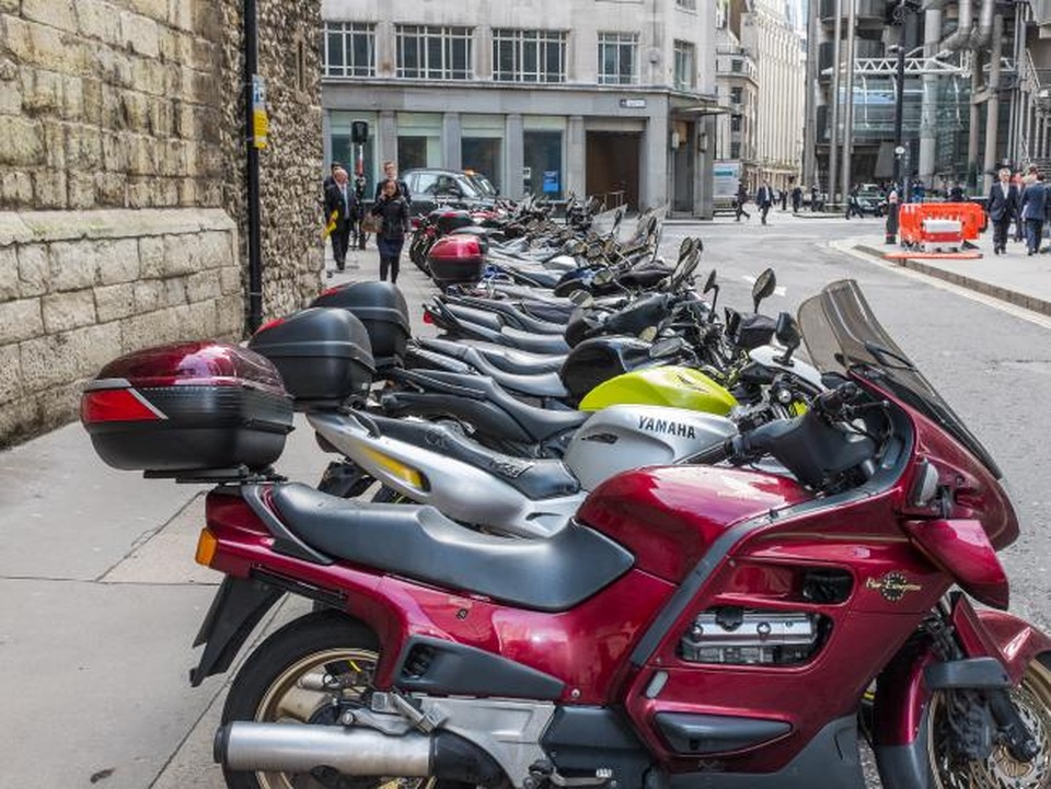 Khó tin những luật lệ lạ về tình dục trên thế giới - 2