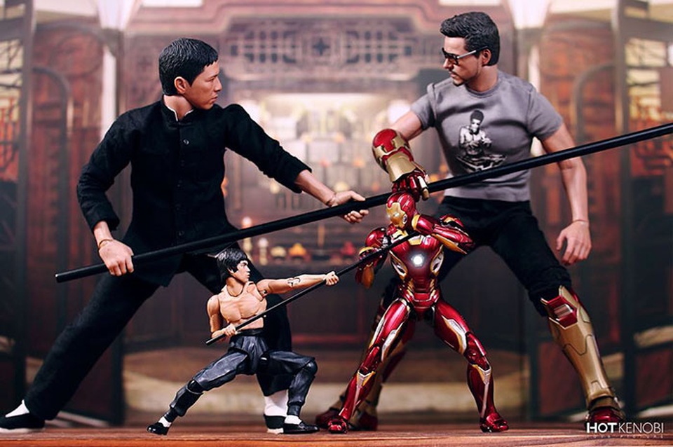 Bật cười với bộ ảnh hài hước về các siêu anh hùng - 20 Diệp Vấn đấu Tony Stark. Lý Tiểu Long chiến Người Sắt.