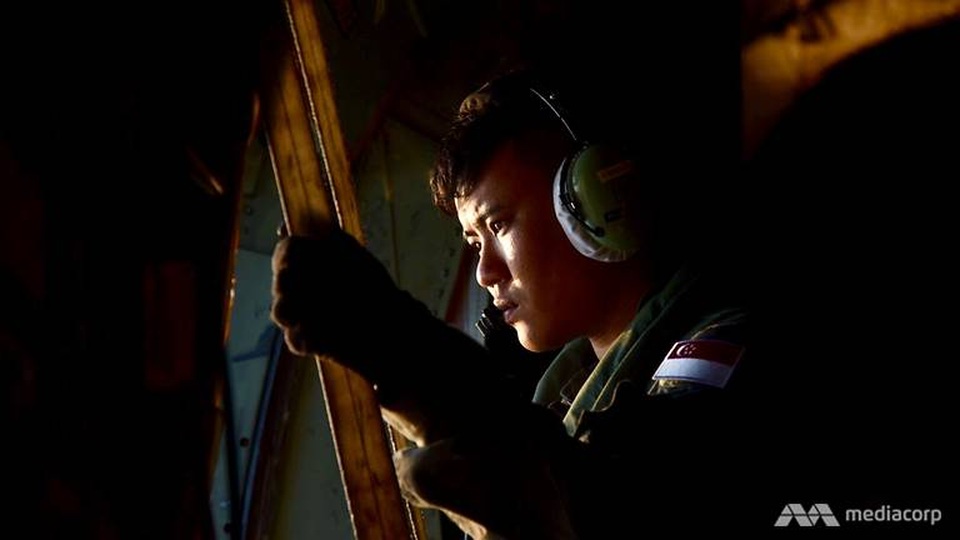 Vào cuối buổi chiều ngày 23/8, lực lượng tìm kiếm của Không quân Singapore đã “quét” được khu vực rộng 1.269 km2, gần gấp đôi diện tích của Singapore.