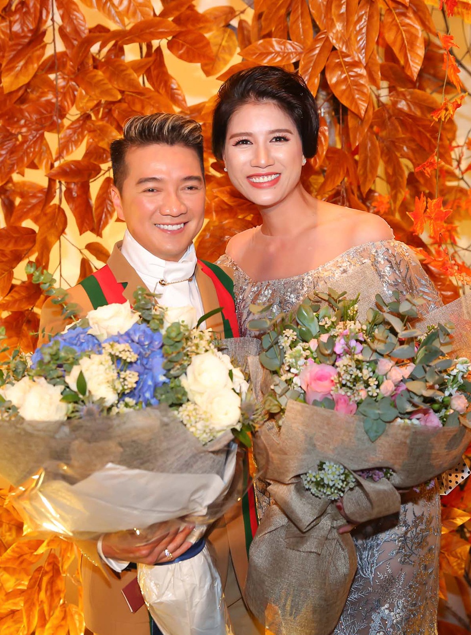 Trang Trần cũng xinh đẹp, rạng rỡ