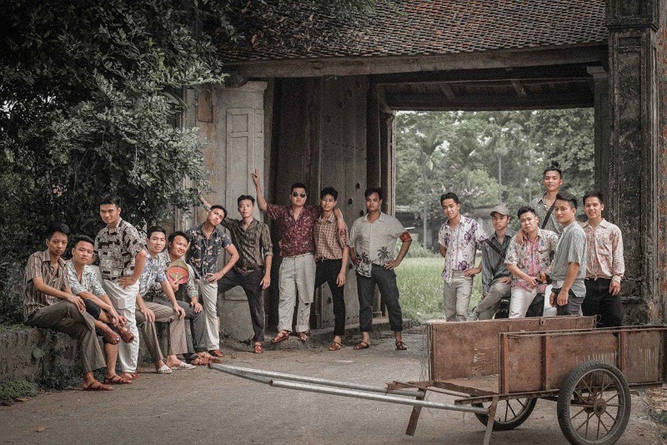 Thú vị bộ ảnh kỷ yếu phong cách thập niên 80 của sinh viên cảnh sát - 9 Thú vị bộ ảnh kỷ yếu phong cách thập niên 80 của sinh viên cảnh sát - 9