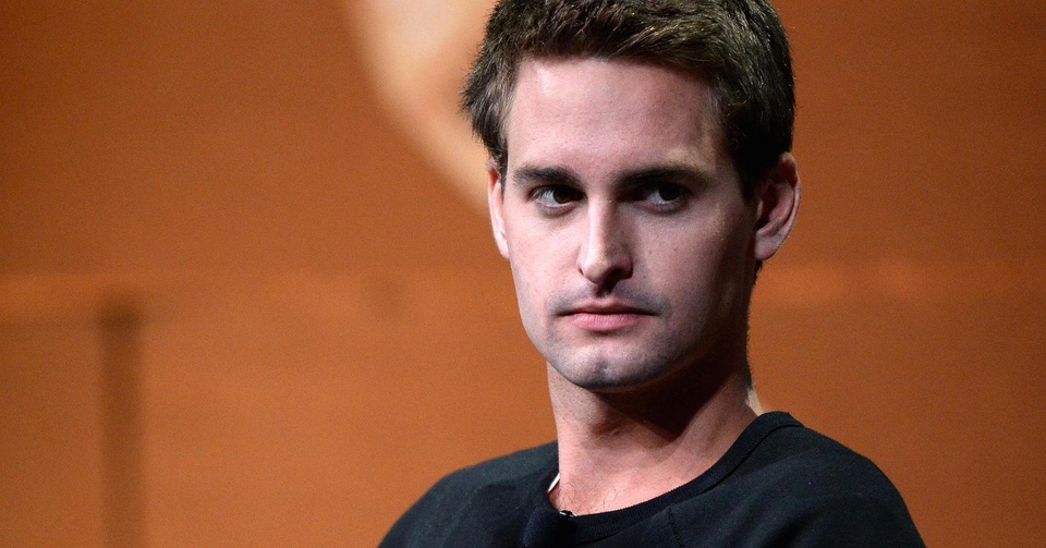 
Chàng trai trẻ Evan Spiegel đang gây bão trên thị trường chứng khoán Mỹ.
