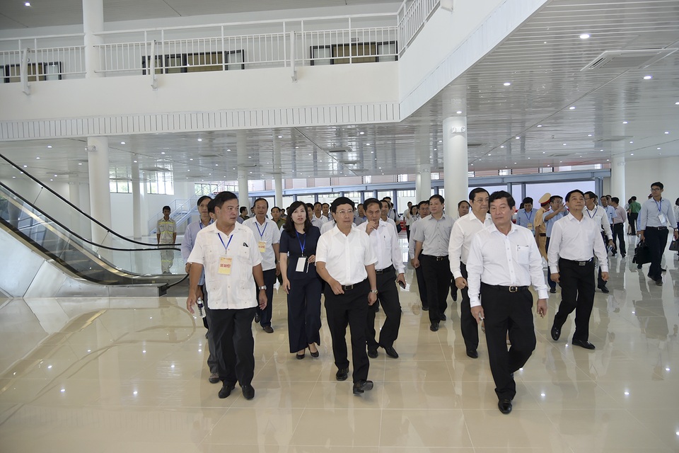 Phó Thủ tướng Phạm Bình Minh trực tiếp “sơ duyệt” Tuần lễ Cấp cao APEC - 1 Phó Thủ tướng Phạm Bình Minh kiểm tra công tác chuẩn bị cho Tuần lễ Cấp cao APEC 2017 sẽ diễn ra vào tháng 11 tại Đà Nẵng