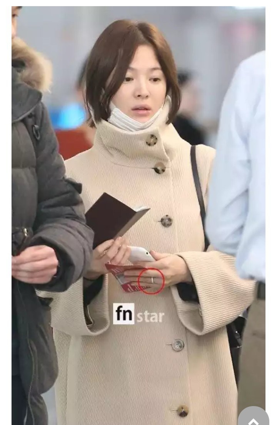 Song Hye Kyo tái xuất trẻ trung sau đám cưới thế kỷ - 10 Song Hye Kyo tái xuất trẻ trung sau đám cưới thế kỷ - 10