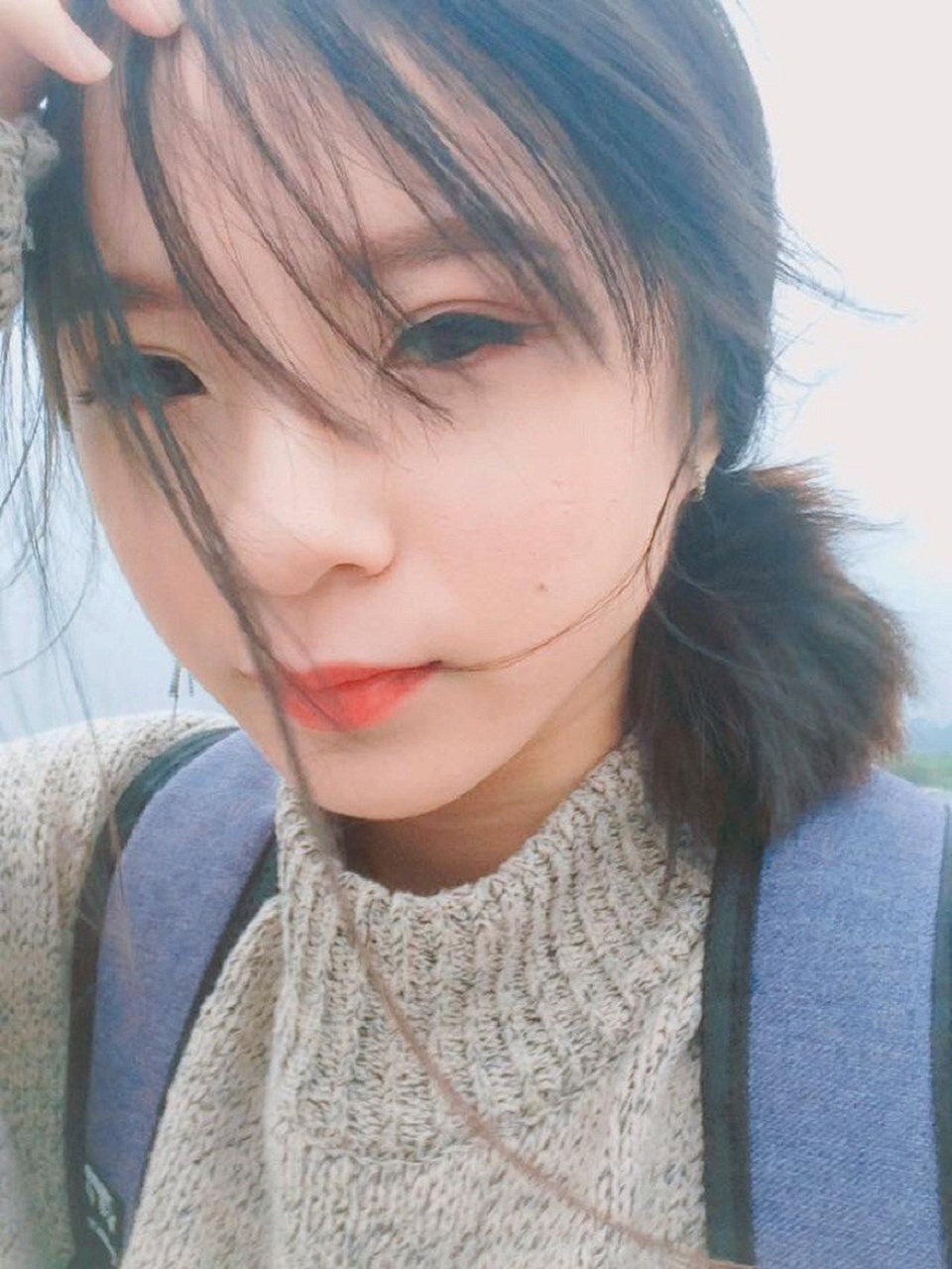 Xuất hiện “em gái góc nghiêng” của Sơn Tùng M-TP khiến dân mạng xôn xao - 13