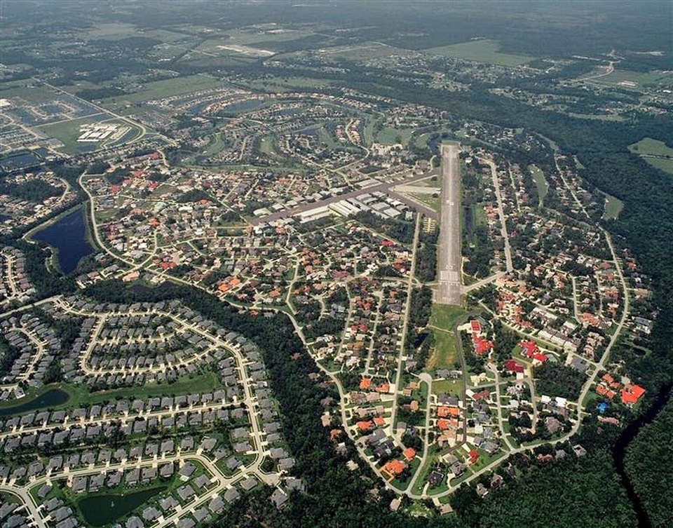 Thị trấn Spruce Creek nhìn từ trên cao