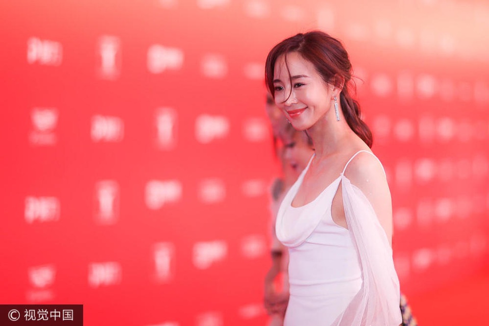 
Nữ diễn viên Trương Quân Ninh

 
