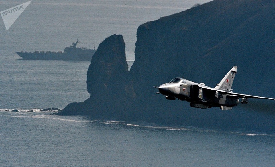 50 năm sải cánh của “huyền thoại” Su-24 Nga - 8 Tổ chức Hiệp ước Bắc Đại Tây Dương (NATO) đặt tên cho Su-24 của Nga là “kiếm sĩ”, xuất phát từ phần mũi nhọn như cây kiếm của mẫu máy bay này. Su-24 và các phiên bản nâng cấp hiện được biên chế trong lực lượng quân đội của nhiều nước như Algeria, Azerbaijan, Iran, Sudan, Syria, Ukraine. Ngoài ra mẫu máy bay này cũng được Nga triển khai tới nhiều khu vực khác trên thế giới để thực hiện các sứ mệnh khác nhau.