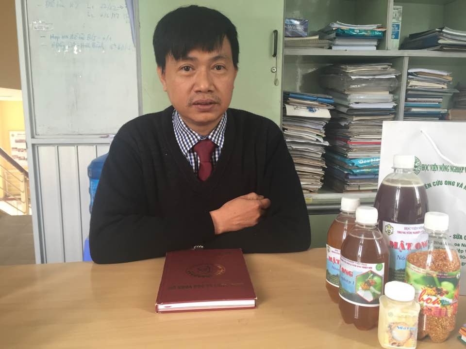 Sính mật ong rừng đừng để “tiền mất, tật mang” vì thiếu hiểu biết - 1 PGS.TS.Phạm Hồng Thái- Trung tâm Nghiên cứu Ong và Nuôi ong Nhiệt đới
