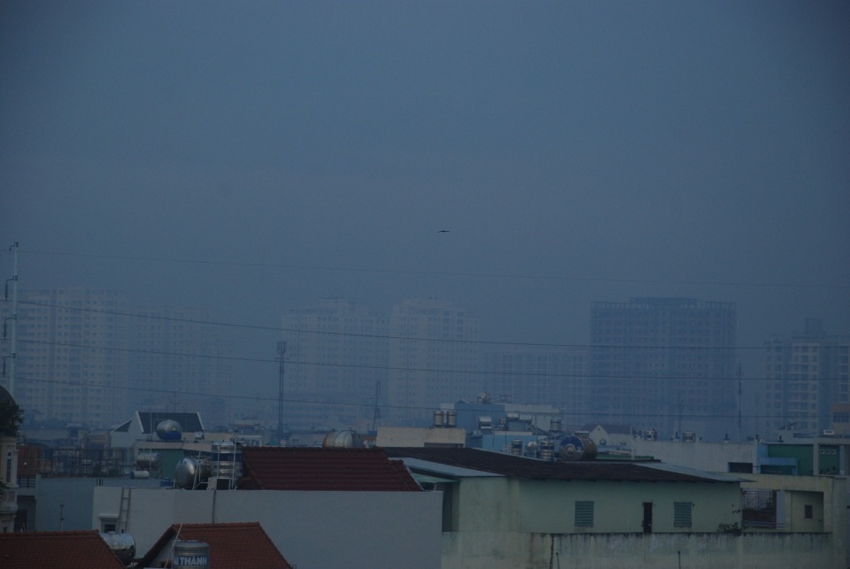 Sương mù dày đặc bao phủ Sài Gòn - 4 Sương mù dày đặc bao phủ Sài Gòn - 4