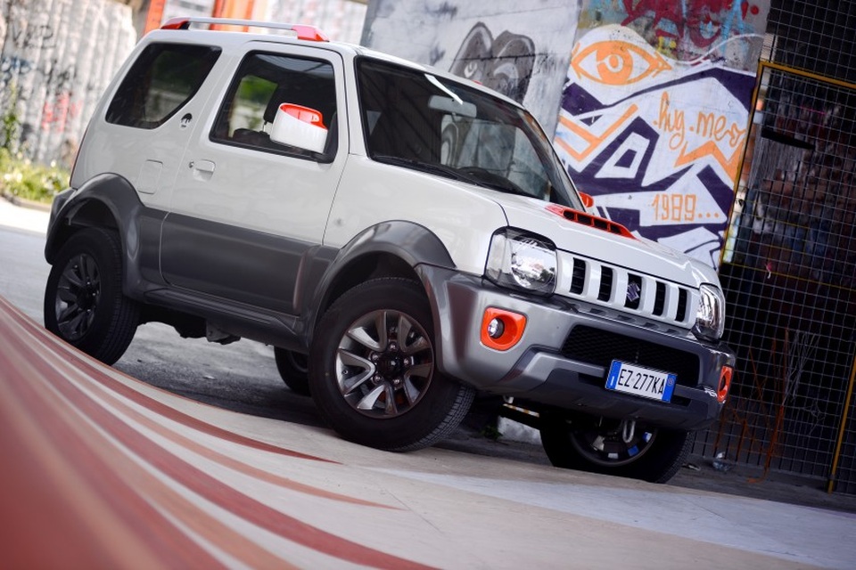 Suzuki tiếp tục cuộc chơi xe nhỏ - 5 Suzuki tiếp tục cuộc chơi xe nhỏ - 5