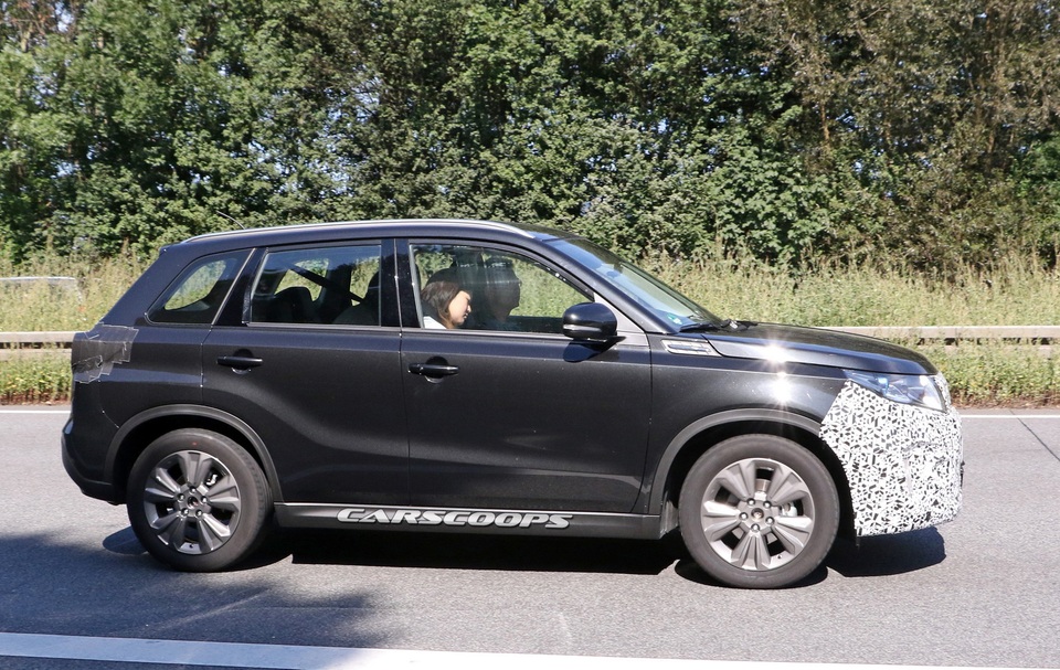 Suzuki Vitara phiên bản mới trên đường chạy thử - 1 Suzuki Vitara phiên bản mới trên đường chạy thử - 1