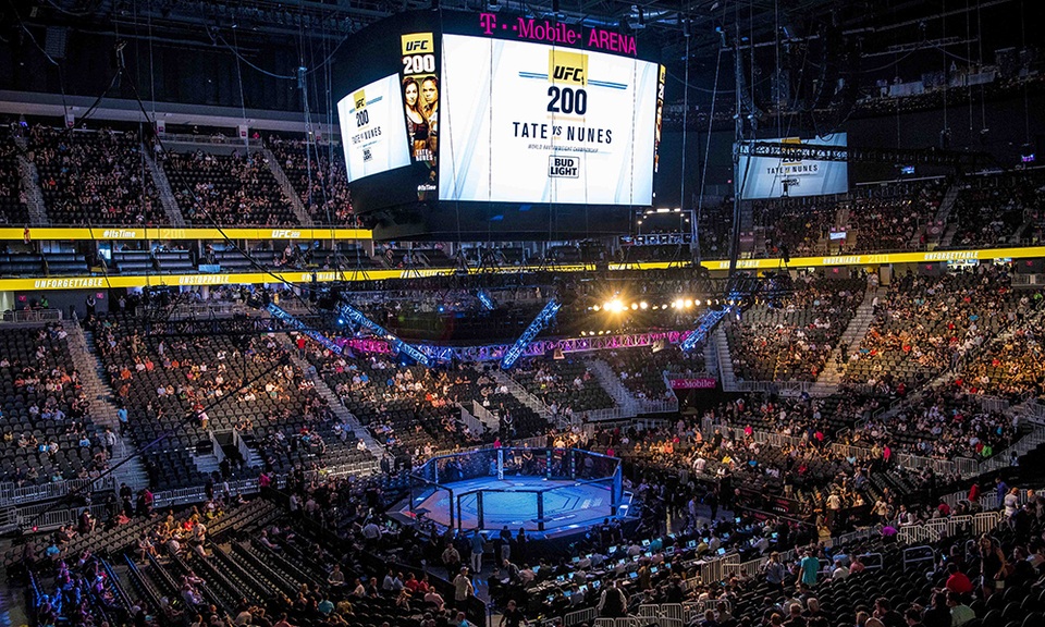 Trận chiến Mayweather - McGregor: Nơi trái tim của thánh địa - 1 T-Mobile Arena là địa điểm tổ chức trận cầu thế kỷ giữa Mayweather và McGregor