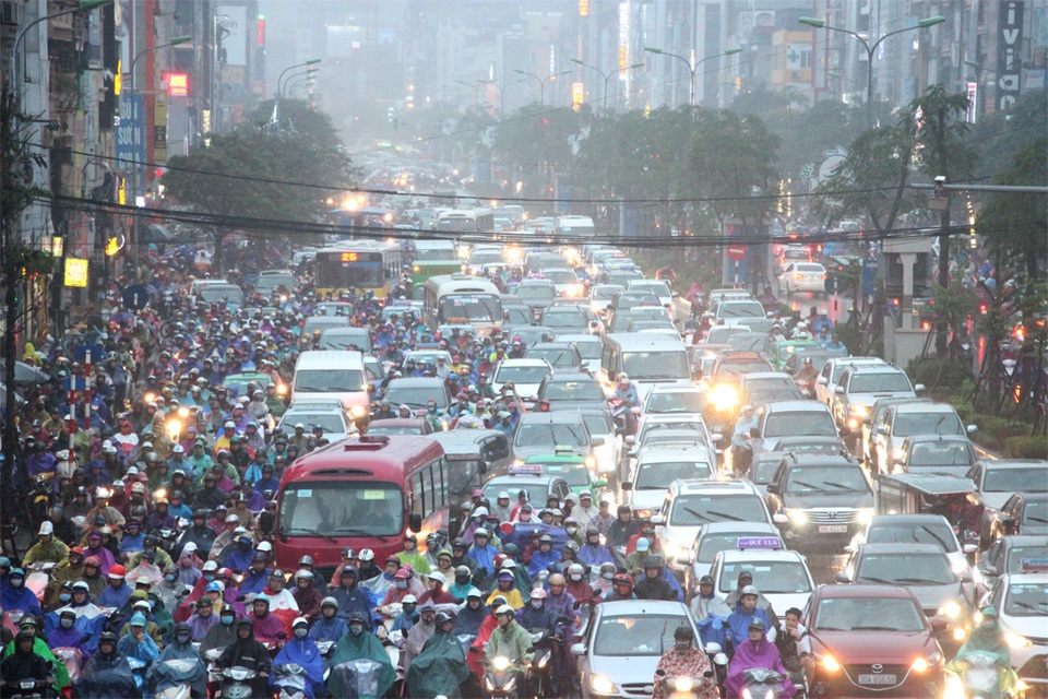 Hàng nghìn taxi ngoại tỉnh sắp tự động rời Hà Nội? - 1 Dự thảo “Quản lý vận kinh doanh vận tải bằng hành khách bằng xe taxi trên địa bàn TP Hà Nội” sẽ khiến nhiều xe taxi ngoại tỉnh khó làm ăn hơn tại Hà Nội?