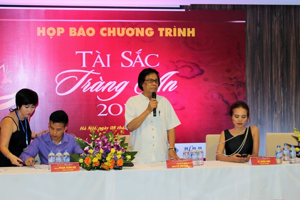 Nhiều điểm mới trong “Tài sắc Tràng An” - cuộc thi tìm kiếm vẻ đẹp truyền thống Việt Nam - 1 PGS.TS, NSUT Lê Huyên phát biểu trong cuộc họp báo