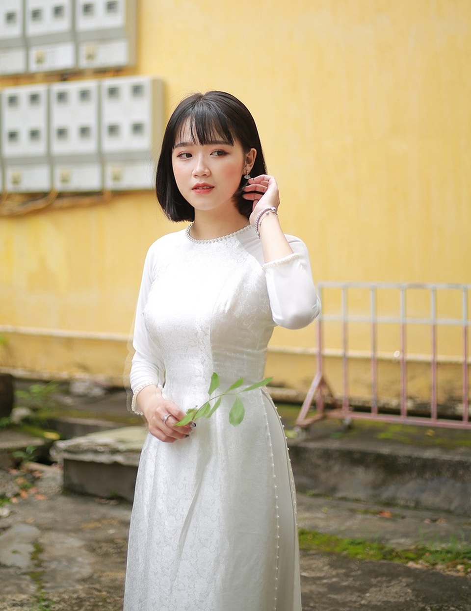 Hot girl trường Báo đẹp quyến rũ trong bộ ảnh chia tay tuổi sinh viên - 14 Hot girl trường Báo đẹp quyến rũ trong bộ ảnh chia tay tuổi sinh viên - 14