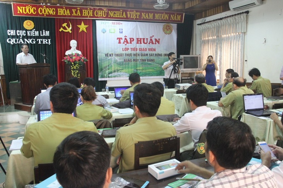 Quảng Trị: Giám sát rừng bằng... máy tính bảng - 1 Ứng dụng thiết bị thông minh vào quản lý rừng là giải pháp tốt, được đánh giá là bước cải tiến mới