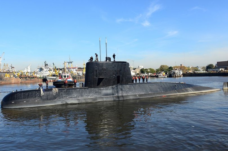 Phát hiện âm thanh bất thường vào ngày tàu ngầm Argentina mất tích - 1
Tàu ngầm ARA San Juan mất tích vào sáng 15/11 khi tuần tra ở Đại Tây Dương (Ảnh: Reuters)