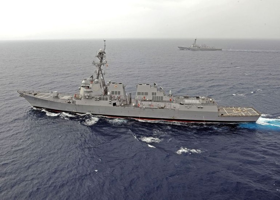Trung Quốc lớn tiếng đòi tàu Mỹ rời khỏi Biển Đông - 1 Tàu khu trục USS Dewey của Hải quân Mỹ (Ảnh: Hải quân Mỹ)