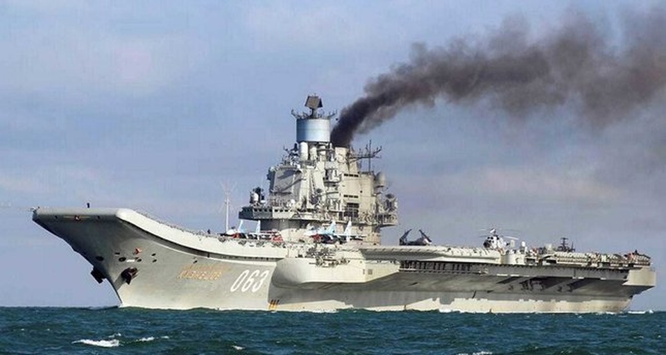 Nga được gì từ chiến dịch tác chiến rầm rộ tại Syria? - 1
Tàu sân bay Đô đốc Kuznetsov của hải quân Nga (Ảnh: Dailysabah)