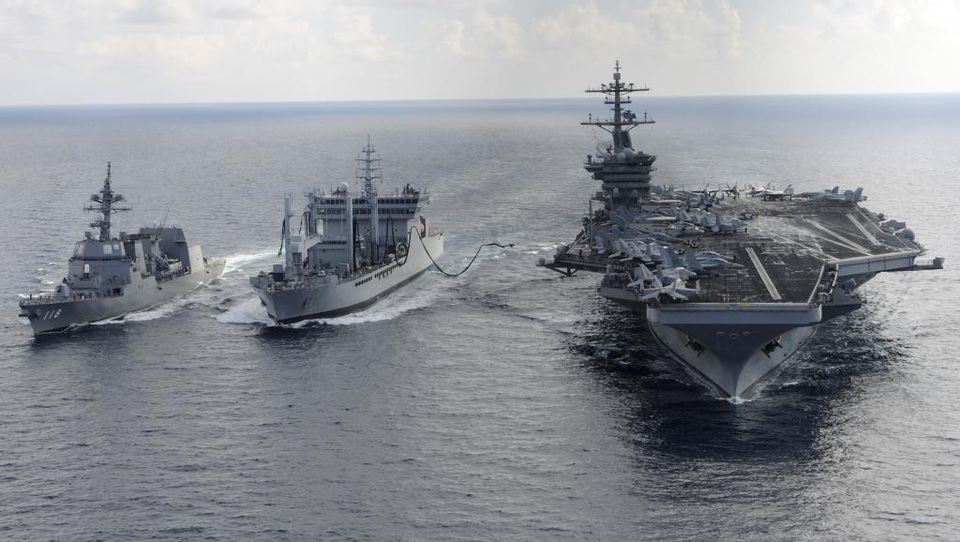 Mỹ có thể đưa vũ khí tới Biển Đông - 1
Nhóm tàu sân bay USS Theodore Roosevelt của Hải quân Mỹ (Ảnh minh họa: AFP)