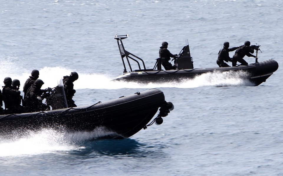 Được thành lập từ năm 1952, UOE là một trong những lực lượng đặc nhiệm tinh nhuệ nhất châu Âu. Để được tuyển chọn vào đội đặc nhiệm Tây Ban Nha, các ứng viên phải trải qua quá trình tuyển chọn gắt gao với tỷ lệ thất bại của các ứng viên lên tới 70-80%. (Ảnh: Reuters)