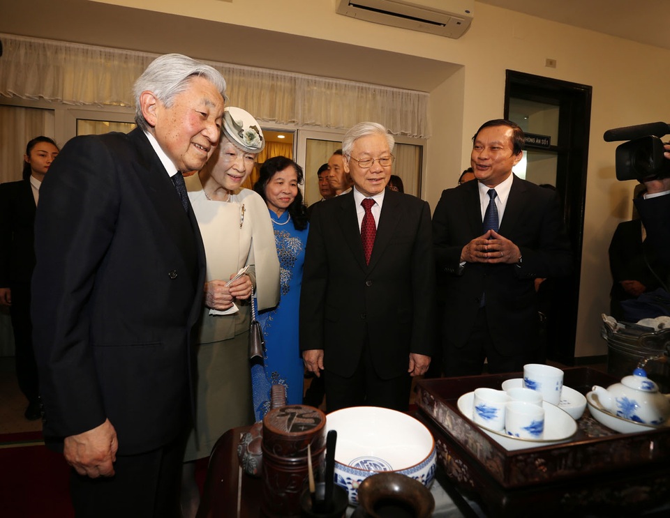 Nhật hoàng dự tiệc trà cùng Tổng Bí thư Nguyễn Phú Trọng - 4 Nhật hoàng dự tiệc trà cùng Tổng Bí thư Nguyễn Phú Trọng - 4