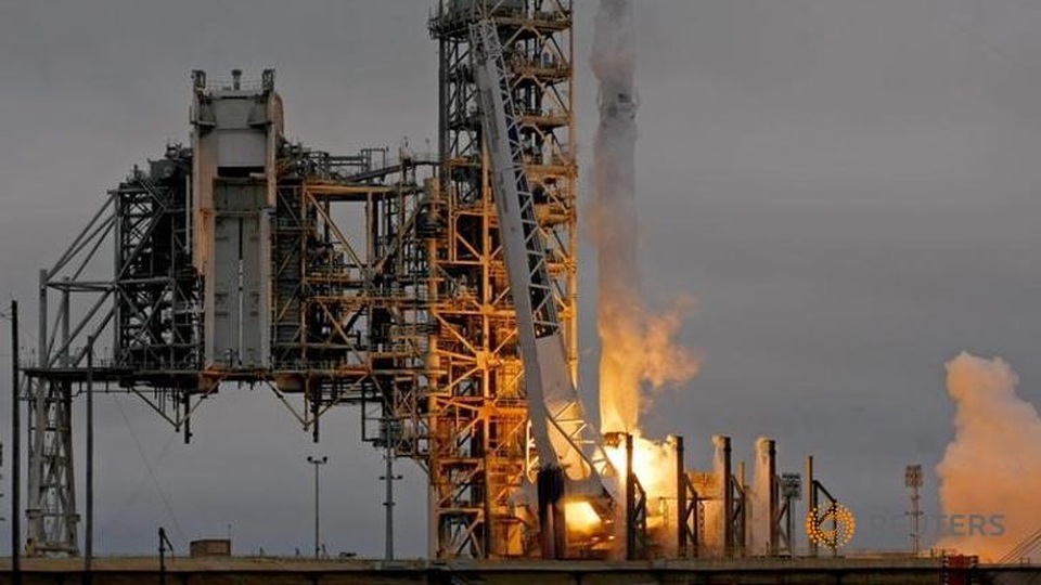 Tên lửa đẩy Falcon 9 của SpaceX được phóng ngày 19/2 ở Florida, Mỹ (Ảnh: Reuters)
