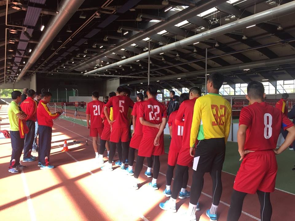 U20 Việt Nam vượt qua bài kiểm tra thể lực, y tế tại Đức - 2
Các cầu thủ phải trải qua bài tập thể lực khá nặng