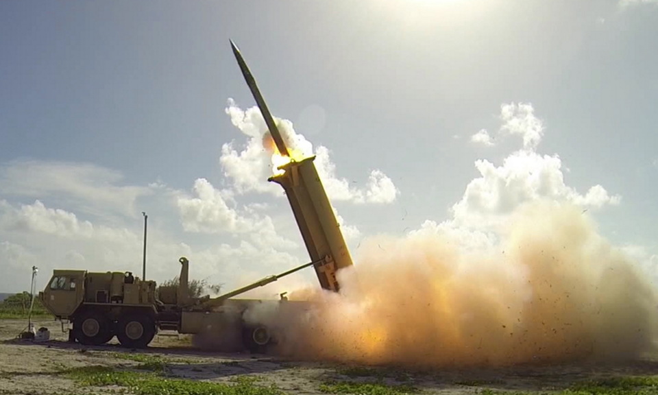 Hệ thống phòng thủ tên lửa Mỹ “đặt chân” tới Hàn Quốc - 1 Hệ thống THAAD của Mỹ (Ảnh: Bộ Quốc phòng Mỹ)