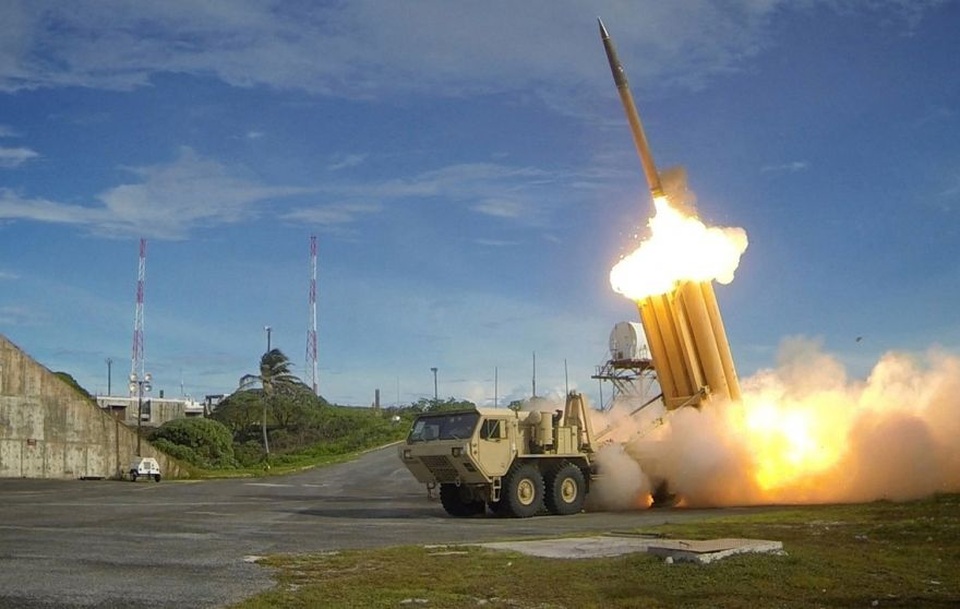 Triều Tiên có thể biến lá chắn tên lửa Mỹ thành “vật trang trí”? - 2 Hệ thống THAAD (Ảnh: Fox)