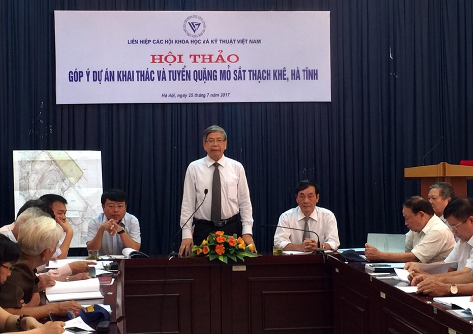 Dự án mỏ sắt Thạch Khê: Tiếp tục thực hiện dự án là rất mạo hiểm! - 1 Hội thảo góp ý Dự án khai thác và tuyển quặng mỏ sắt Thạch Khê do Liên hiệp các Hội Khoa học và Kỹ thuật Việt Nam (VUSTA) cùng UBND tỉnh Hà Tĩnh đồng tổ chức.