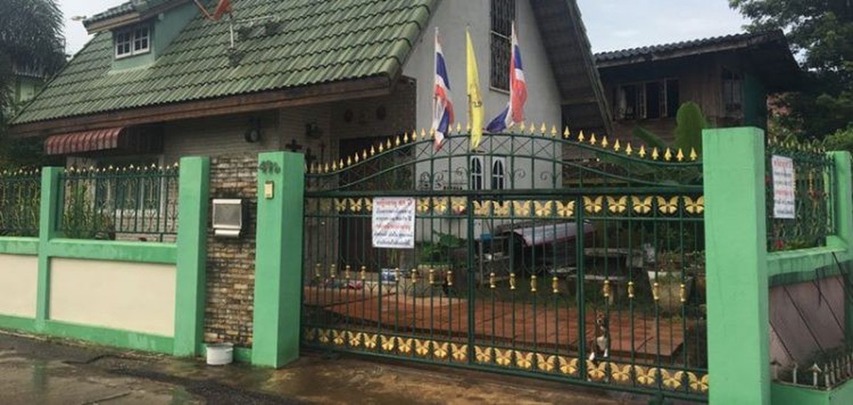 Cụ bà 65 tuổi treo biển trước cửa nhà... tìm bạn trai - 2