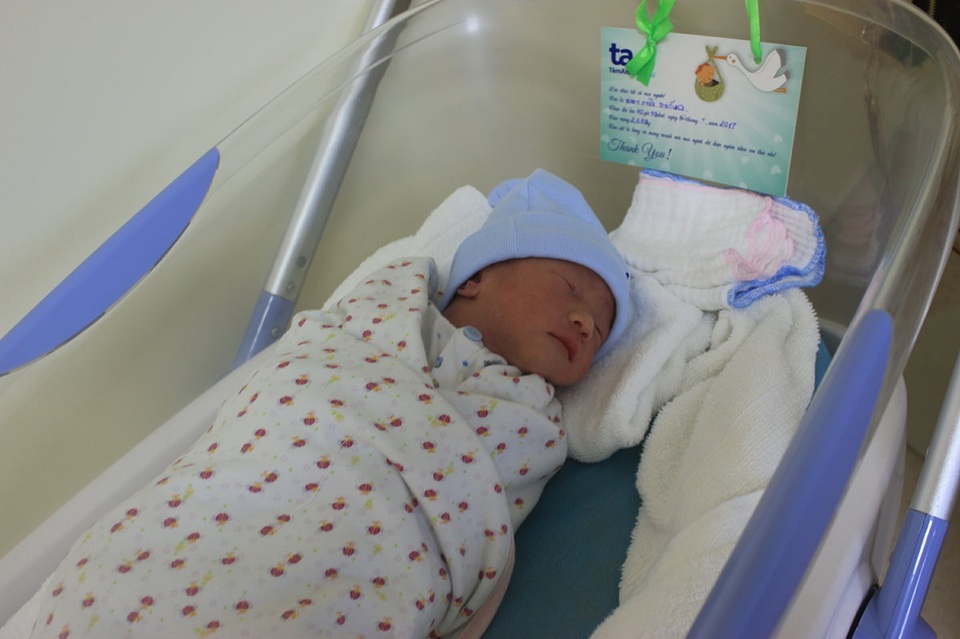 Cứu sống thai nhi trong gang tấc nhờ "báo động đỏ" - 1
Với việc chẩn đoán và can thiệp kịp thời nên bé trai nặng 2,65kg đã chào đời, hoàn toàn khỏe mạnh.