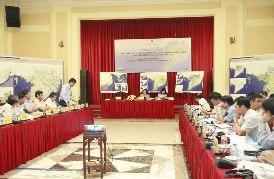 Tư vấn nước ngoài, chuyên gia độc lập tham gia việc quy hoạch ĐBSCL - 1 Các ý kiến phản biện cảnh báo cần cẩn trọng với chủ trương chấp nhận dòng di cư tự nhiên từ các tỉnh ĐBSCL lên TPHCM.