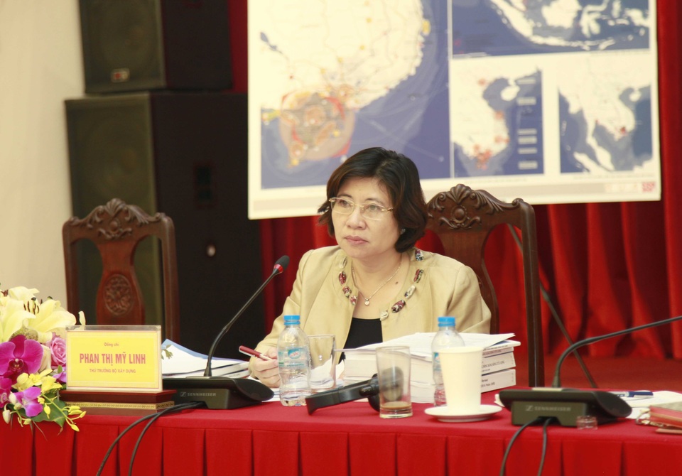 Tư vấn nước ngoài, chuyên gia độc lập tham gia việc quy hoạch ĐBSCL - 2 Thứ trưởng Bộ Xây dựng Phan Thị Mỹ Linh là Chủ tịch Hội đồng thẩm định điều chỉnh quy hoạch vùng ĐBSCL.