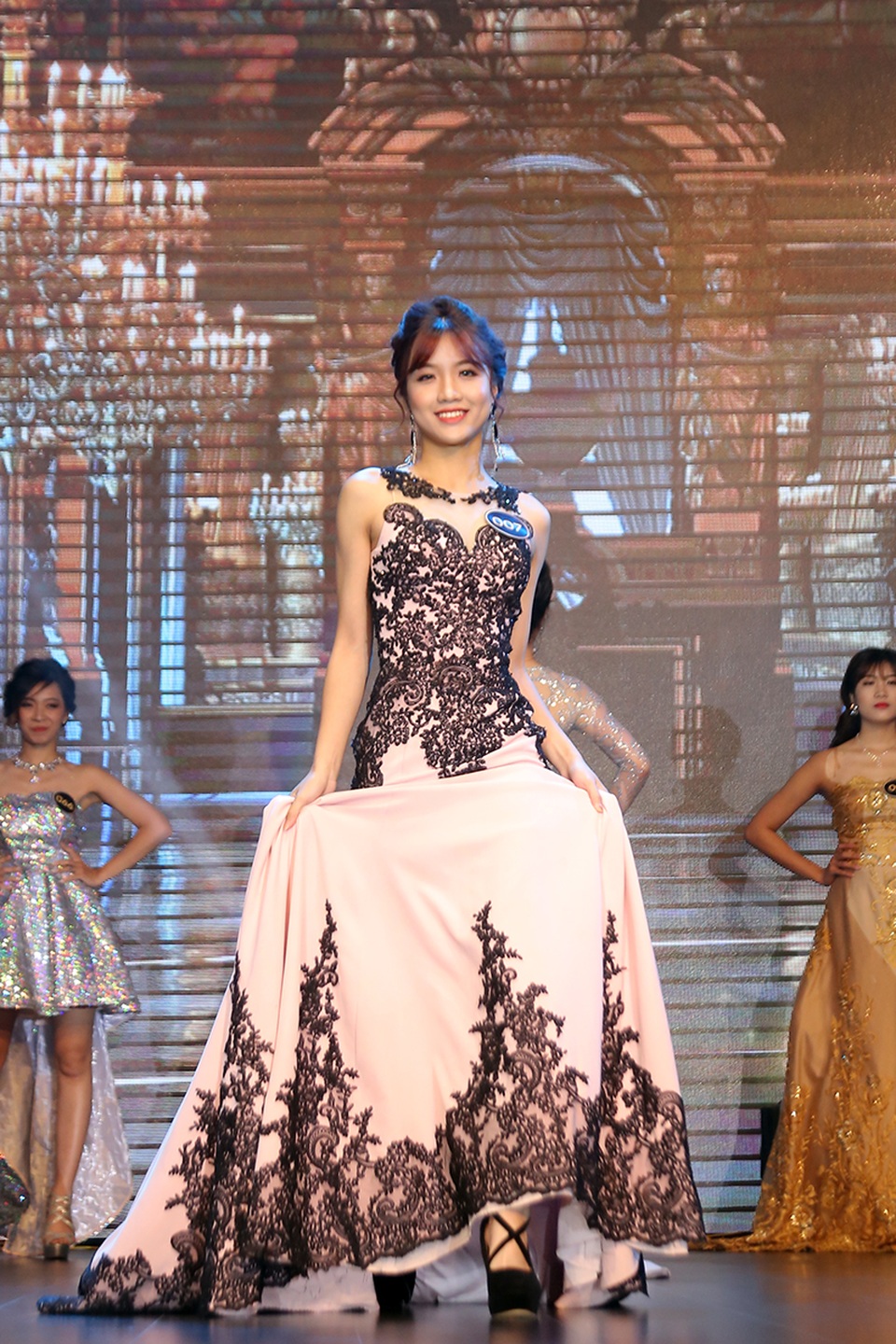 
Cô gái lọt vào top 6 chung cuộc Trần Phan Thục Anh
