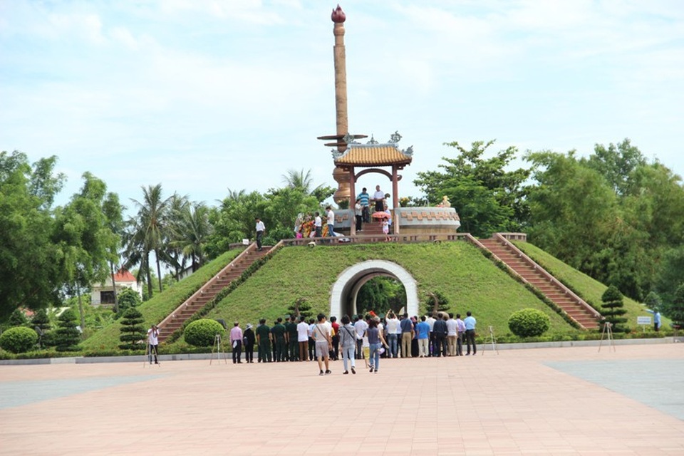 Những điểm du lịch hấp dẫn trên “đất lửa” Quảng Trị - 6 Tượng đài Thành Cổ, nơi tưởng nhớ các liệt sĩ đã anh dũng hy sinh
