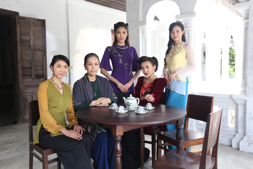 Phim về cuộc chiến tàn khốc giữa “mẹ chồng” Diễm My với “con dâu” Thanh Hằng - 4 Các mỹ nhân tham gia phim.