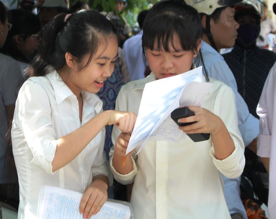 Thanh Hóa công bố môn thi thứ 3 vào lớp 10 THPT - 1 Các thí sinh Thanh Hóa dự thi môn thứ 3 vào lớp 10 THPT năm học 2017 - 2018 là môn Tiếng Anh