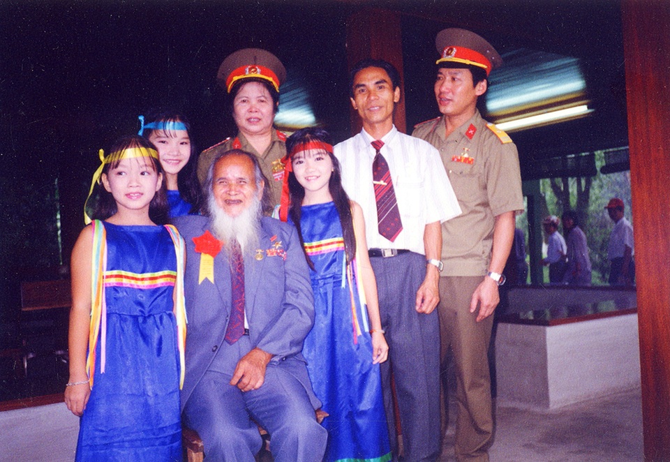 Ba mẹ rất mê văn nghệ nên Thanh Ngọc được xem là con nhà nòi, thừa hưởng gen di truyền từ ba mẹ. Thanh Ngọc bật mí, từ khi 3 tuổi, ba đã mua máy casset về thu âm cho Ngọc cả 1 cuốn băng, cho tới khi Ngọc 5 tuổi.