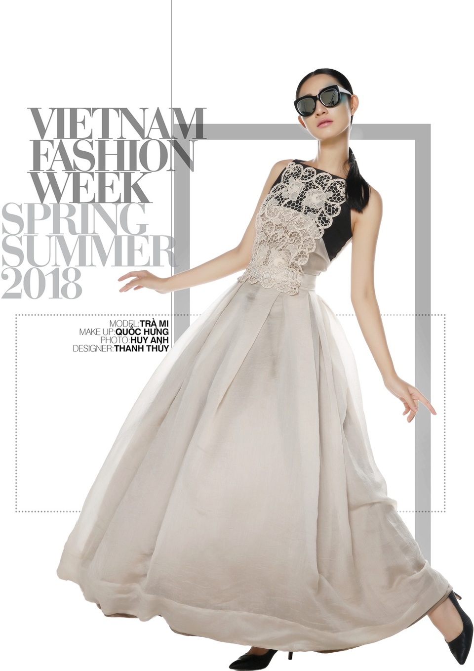 Thanh Thúy: vẻ thanh tao, quyến rũ đầy nữ tính là thông điệp của NTK Thanh Thúy chuyển tải trong mùa Xuân Hè này. Kết hợp nhiều chất liệu Lụa từ các vùng miền trong cả nước cùng với kỹ thuật thêu tay, BST như một bài thơ diễn đạt sự rực rỡ của ánh nắng mùa xuân.