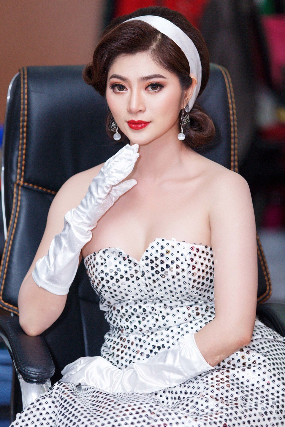 Diễn viên Thanh Trúc: "Lấy chồng đại gia có rất nhiều hiểm họa" - 4 Diễn viên Thanh Trúc: "Lấy chồng đại gia có rất nhiều hiểm họa" - 4