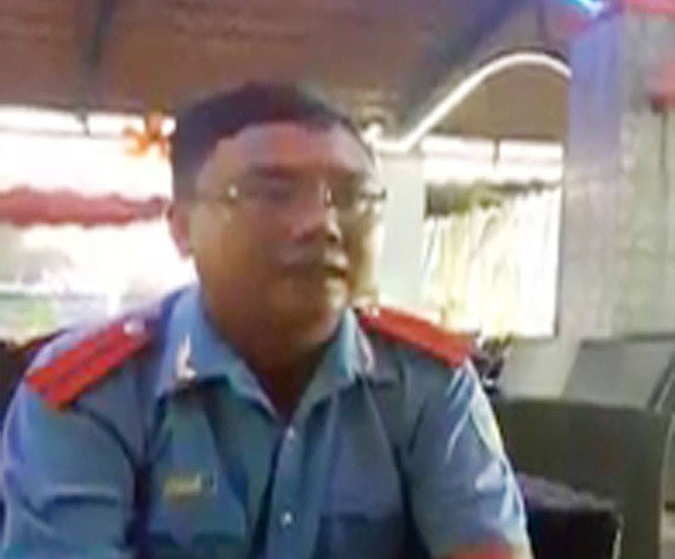 Buộc thôi việc nhân viên thanh tra giao thông trong video xin “bỏ qua sai phạm” - 1
Ông Phạm Đức Tùng xuất hiện trong video xin một người đàn ông lạ mặt “bỏ qua sai phạm”