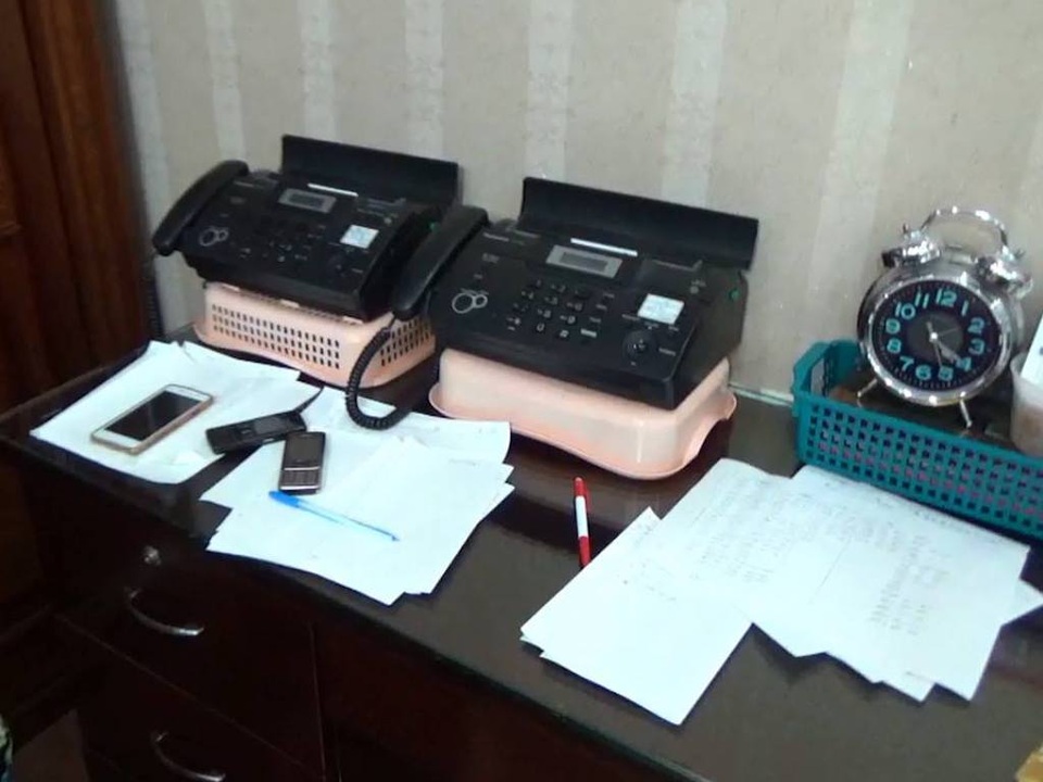 Người đàn bà 58 tuổi cầm đầu đường dây thầu đề quy mô lớn - 3 Tang vật công an thu giữ