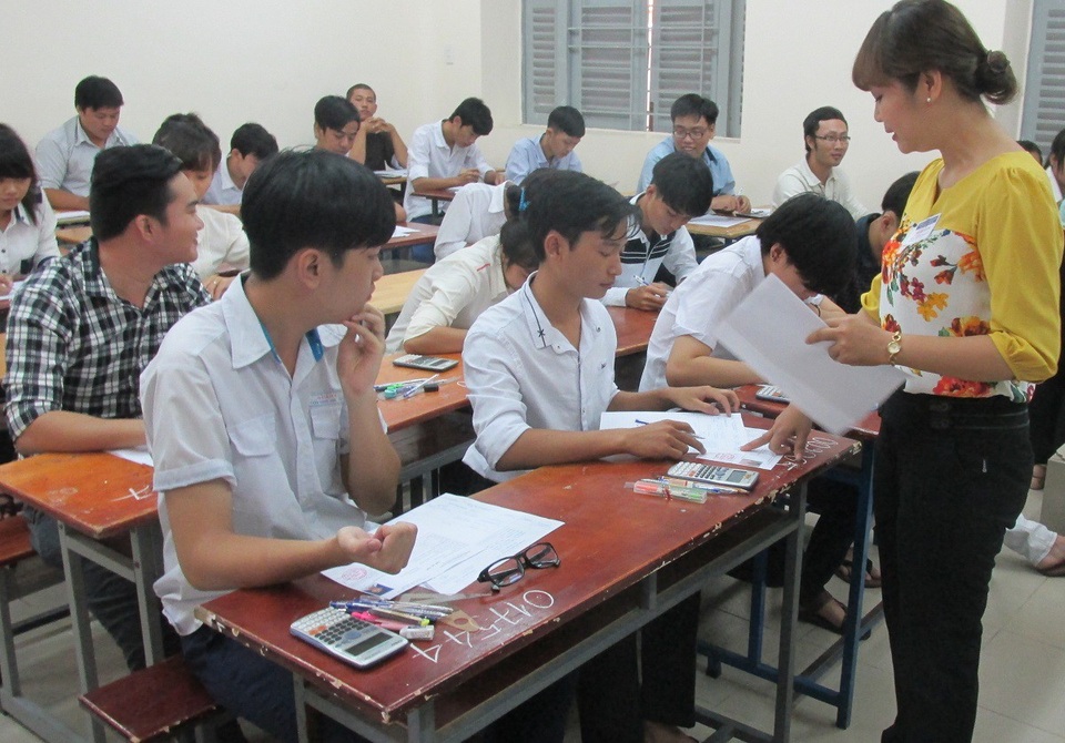 Các kỳ thi phổ thông: Sẽ tổ chức kiểm tra, đánh giá trên máy tính - 1
Thời gian tới sẽ học sinh dự thi Kỳ thi THPT quốc gia sẽ thi trên máy tính